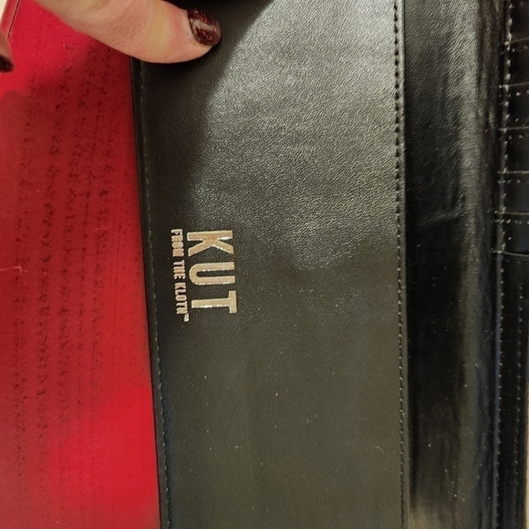 Kut From The Kloth Wallet - Picture 5 of 6